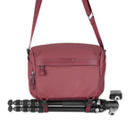 Vanguard VEO Metro 7-Liter Camera and Everyday Shoulder Bag - Magenta